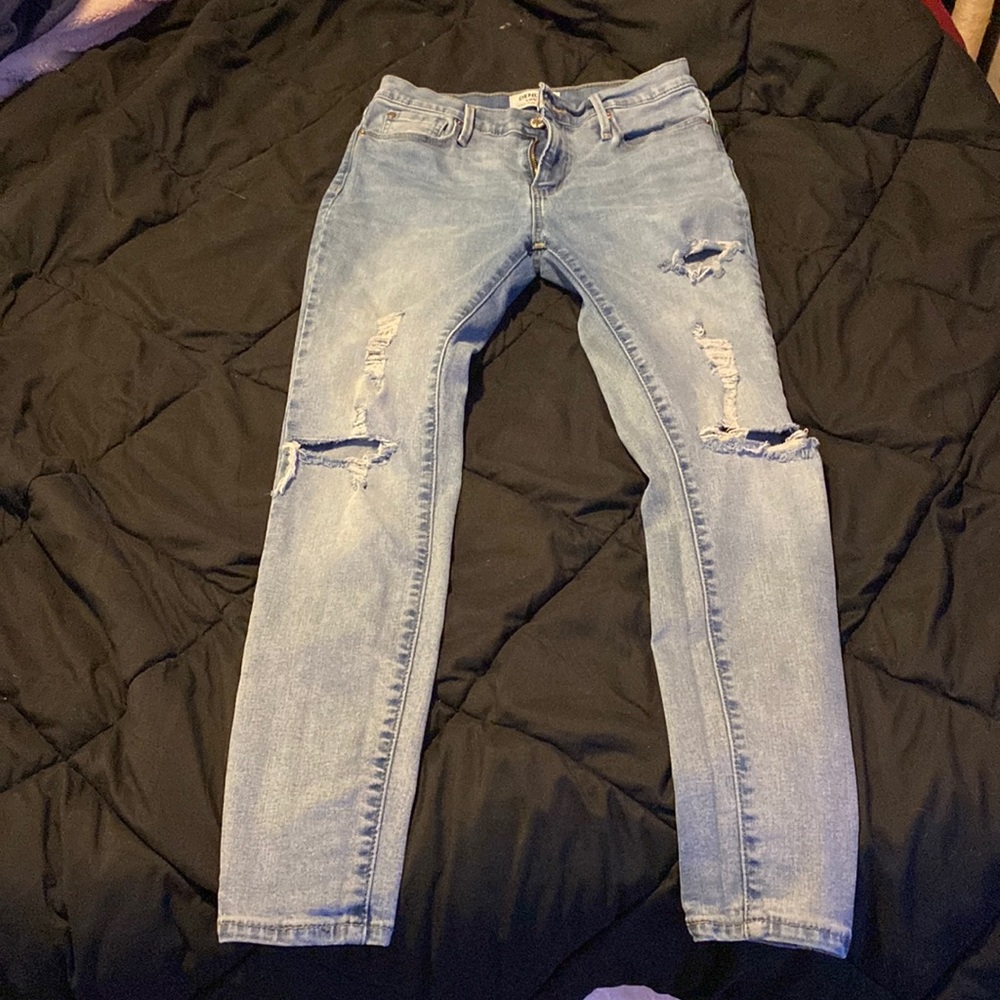 Levi’s Ripped High Rise Jeggings. Size 5/7. Light blue
